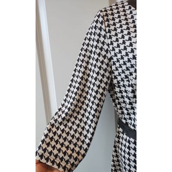Spence Dress Women's size 14 black and white 3/4 Sleeve. - Picture 3 of 13